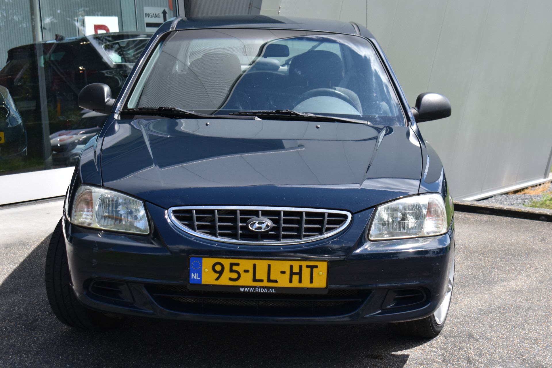 34974462-3.jpg