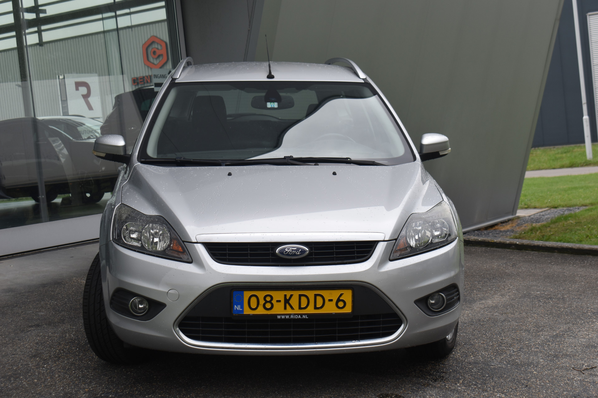 35250868-3.jpg