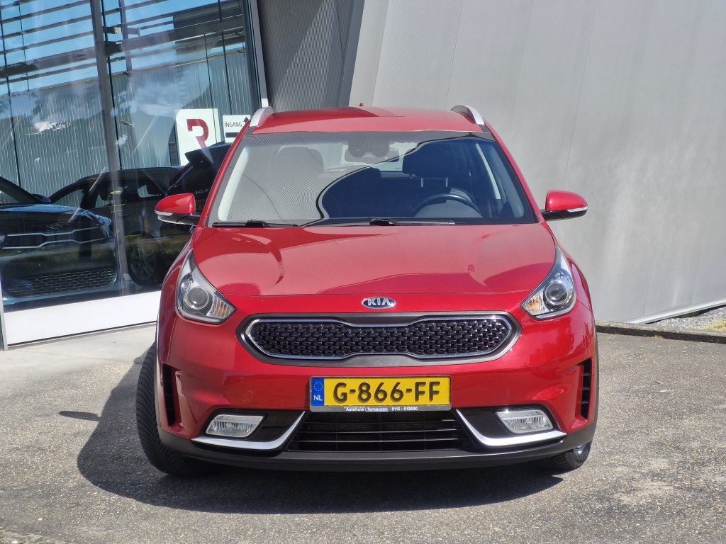 44917340-2.jpg