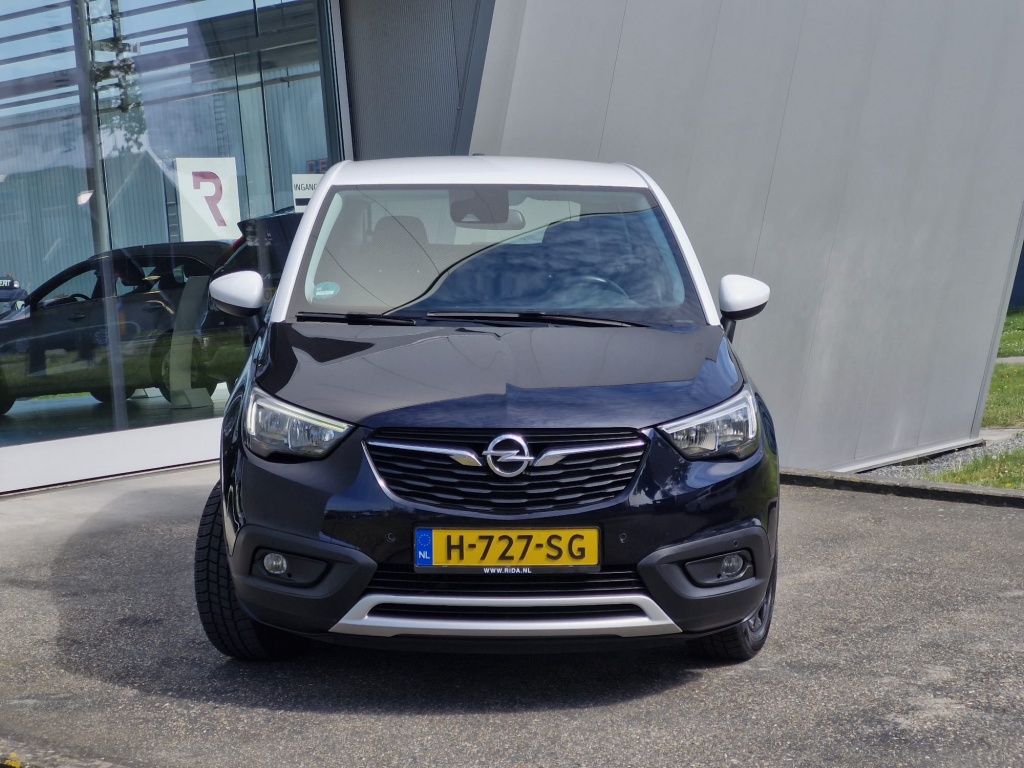 46179133-2.jpg