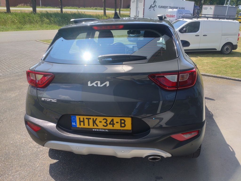 46284343-4.jpg