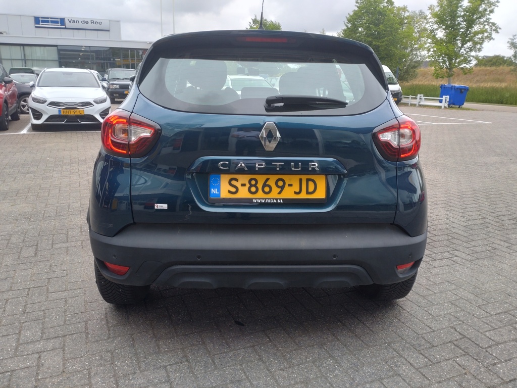 46739738-4.jpg