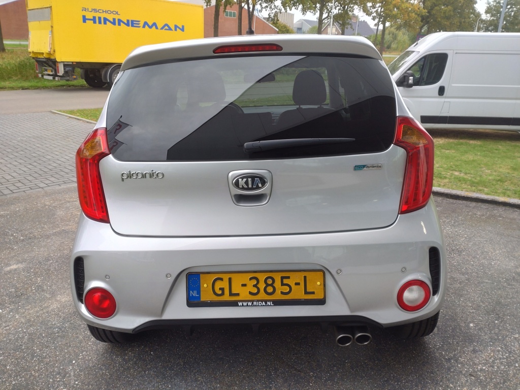 48185591-4.jpg